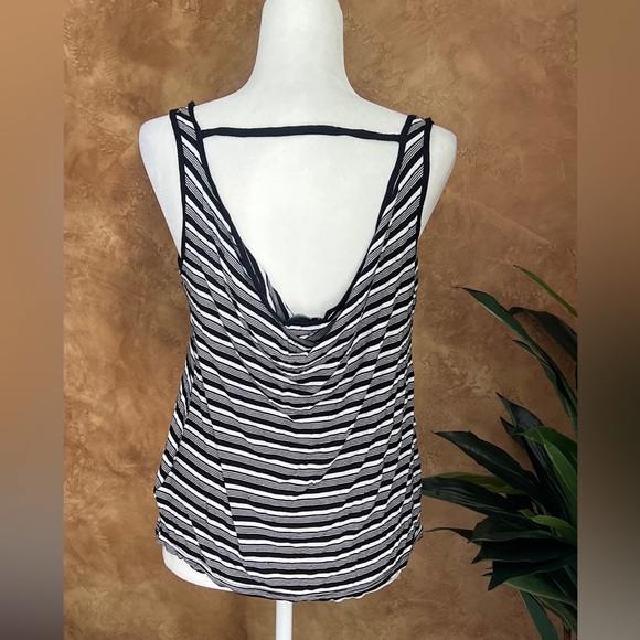 Guess Black/ White striped tank top with cute back drape Size Medium - Picture 5 of 6